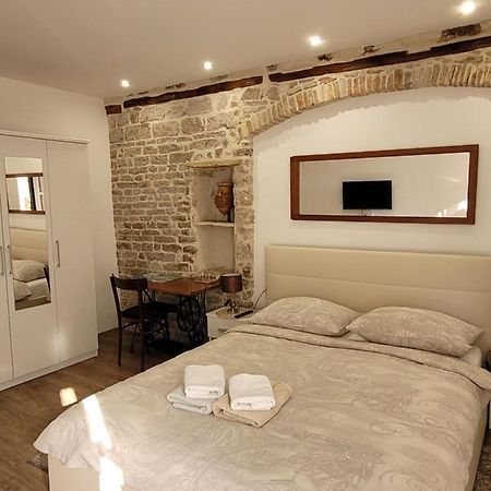 Sebenico Luxury Rooms Šibenik Buitenkant foto