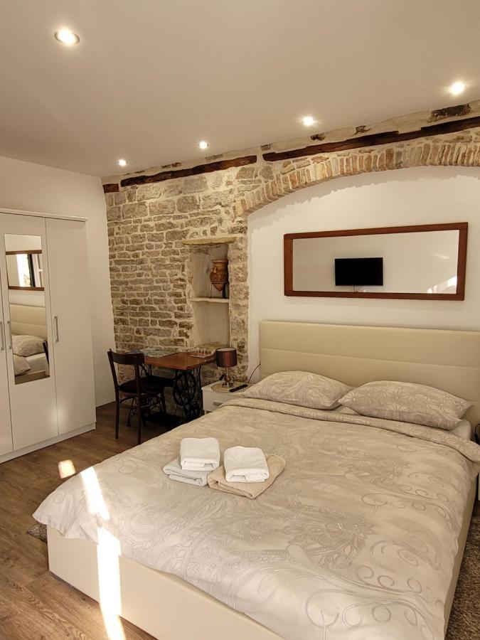 Sebenico Luxury Rooms Šibenik Buitenkant foto